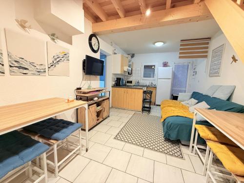 Confort Famille dans Résidence avec Piscine - FR-1-778-39