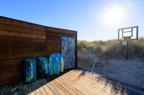 Večerní zábavní program pro hosty v ubytování Oceanfront Retreat on Pajaro Dunes Beach