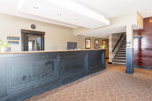Vstupní hala nebo recepce v ubytování Sandman Hotel Cranbrook