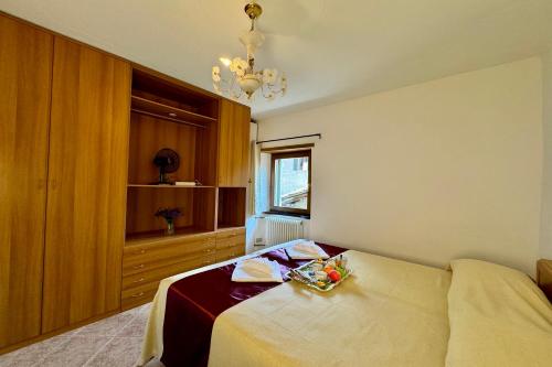 Borgo di Porlezza - Happy Rentalsにあるベッド