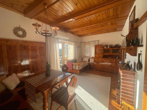 Un lugar para sentarse en LaLo Alm - Berge erleben