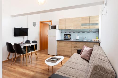 Marco Polo - M4 first floor - MPolo