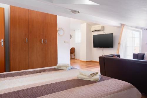 Marco Polo - M7 second floor - MPolo