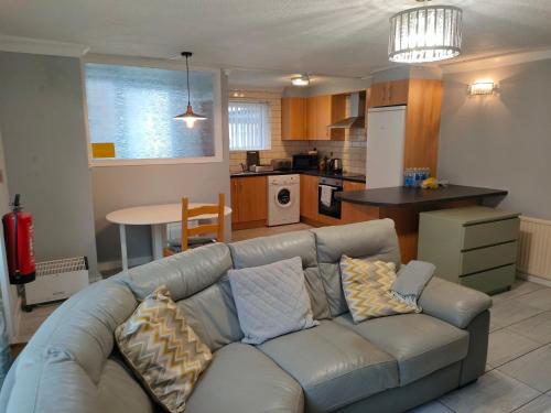 Kuchyň nebo kuchyňský kout v ubytování San Remo Apartments Blackpool