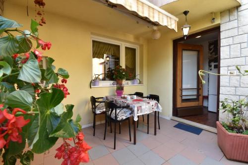 Cosy Medulin apartments with terrace