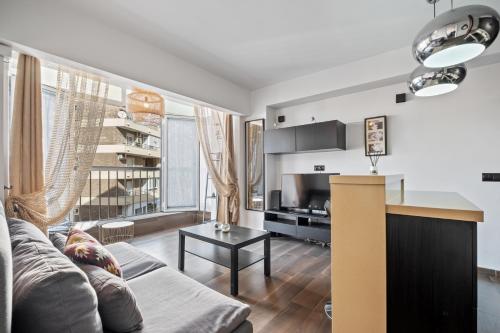 Modern Apartment Next to La Malagueta Beach