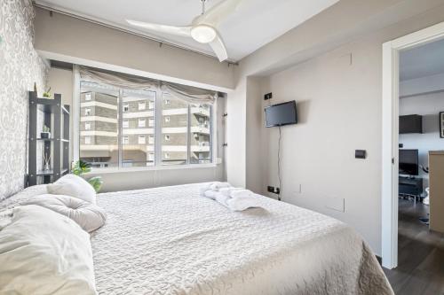Modern Apartment Next to La Malagueta Beach