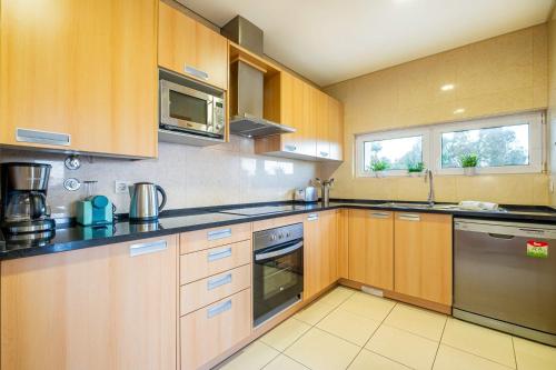 Apartment Oura - Views of sea, Albufeira bay & Old Town