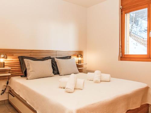 Apartment Domaine des Reines B3 by Interhome