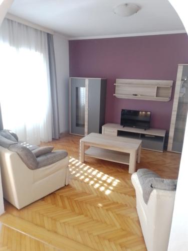 Apartment Neno