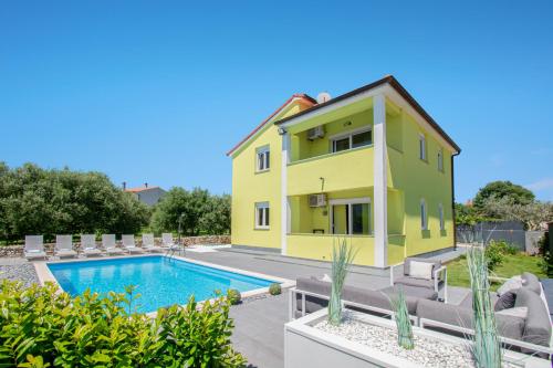 Villa Casa Mare near Pula by Istrabook