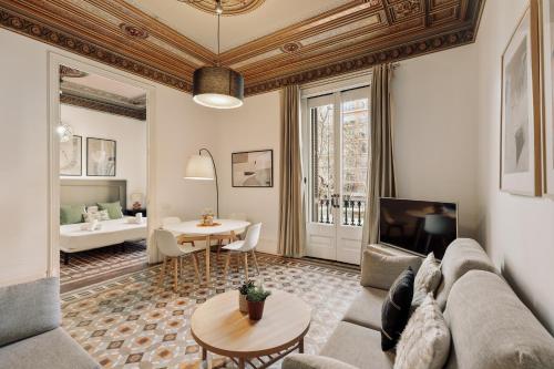 Ola Living Arc de Triomf