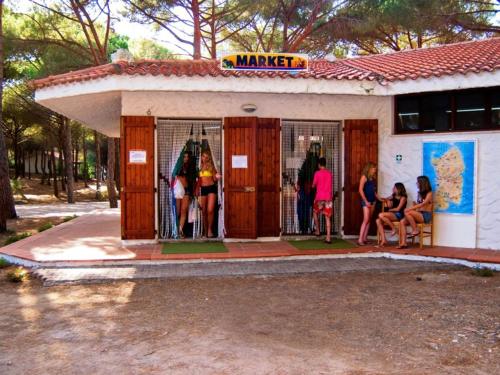Hosté ubytování Holiday Home Bella Sardinia-2 by Interhome
