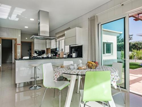 Villa V8 Bastos - VIP Properties by Interhome