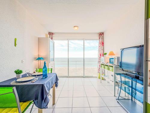 Apartment Amphitrite-2 by Interhome