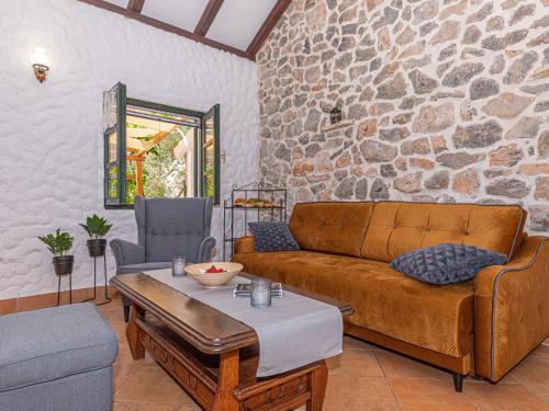 Holiday Home Okit by Interhome