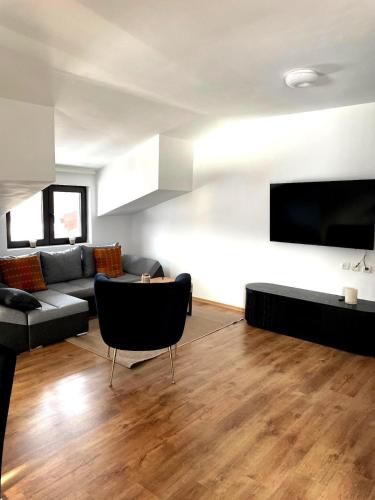 Tryavna Lake Apartment