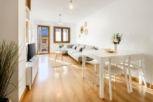 Apartamento de montaña y ESQUÍ en el Pirineo Aragonés, Villanúa - WIFI