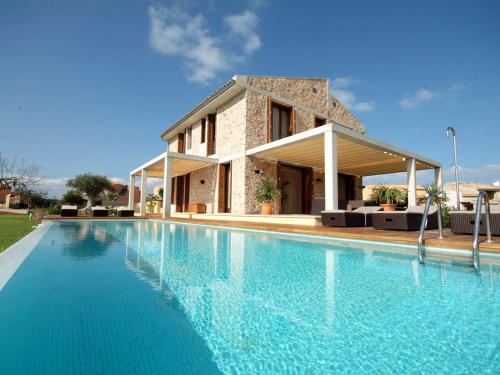 Villa Barcares Gran for 10, pool, gym and close to beach