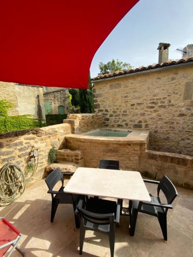 Village house near Uzes