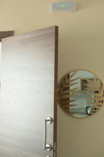 Φωτογραφία από το άλμπουμ του Luxurious one bedroom apartment by the beach close to st julians σε Baħar iċ-Ċagħaq