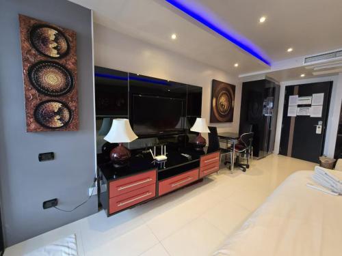 Katil atau katil-katil dalam bilik di Absolute Bangla Jacuzzi Suites Condo