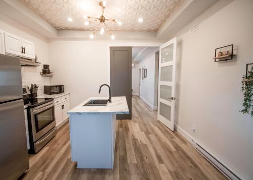 Imagem da galeria de Cozy One Bedroom Apartment- Downtown Moncton em Moncton