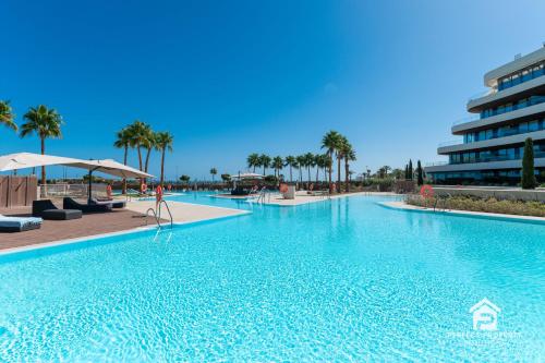Luxury beachfront 3BR in Nereidas with Pools Spa Gym