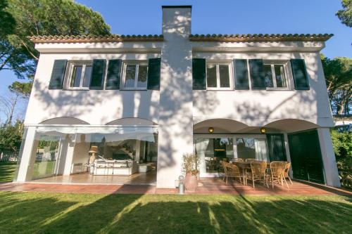 Villa Canadell con Parking Piscina y Barbacoa