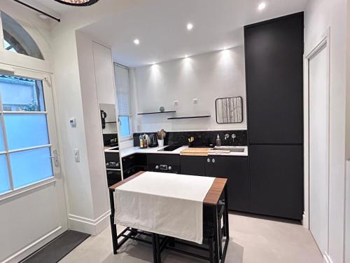 Photo de la galerie de l'établissement Studio moderne 16ème, à Paris