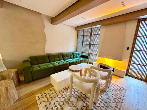 Χώρος καθιστικού στο Kristal LUX