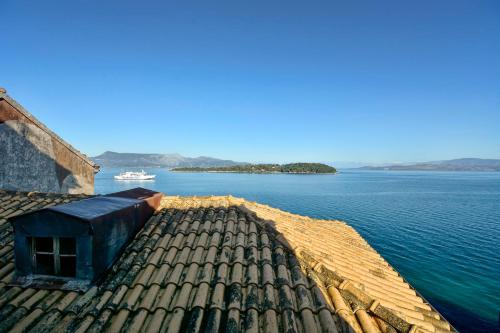 Mouragia Sea View Apartment