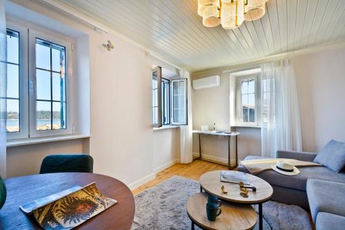 Foto Mouragia Sea View Apartment 4