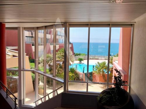 1 CHAMBRE, DERNIER ETAGE AVEC ASC, CLIM, RES AVEC PISCINE
