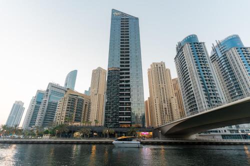 Dubaiashome - Luxury Special Stay