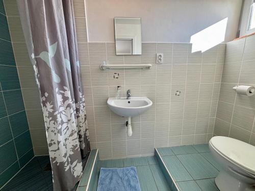 Ένα μπάνιο στο Villa Slnecnica