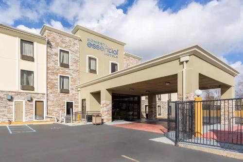 a rendering of the entrance to a hotel at Sonesta Essential - Baton Rouge Airport in Baton Rouge