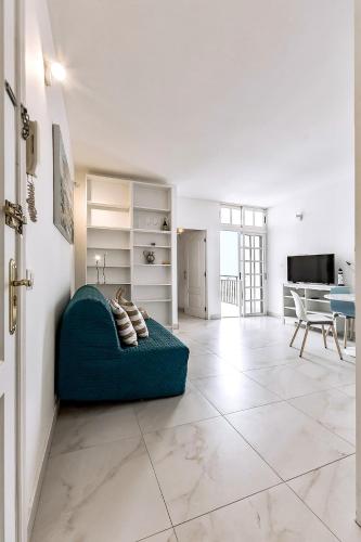 Rosamar apartment with panoramic ocean view