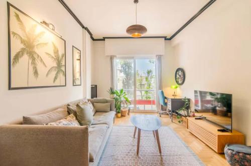 Stylish 1BR in Kolonaki l Dedicated Workspace