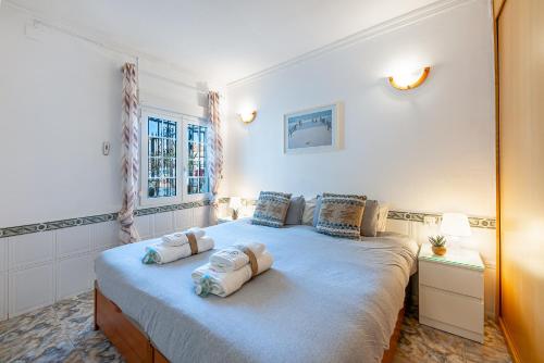 797 HOLIDAY RENTALS - Acogedor piso para 5 frente al mar