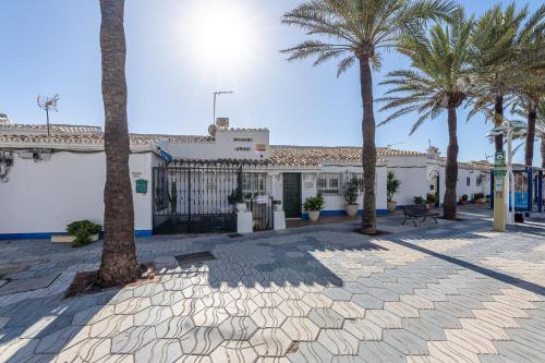 797 HOLIDAY RENTALS - Acogedor piso para 5 frente al mar