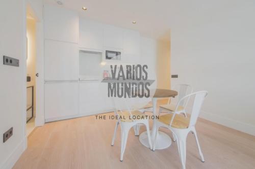 Malasaña chic para 4, ven a San Bernardo 20 E3