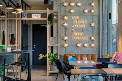 Posezení v ubytování Moxy Antwerp