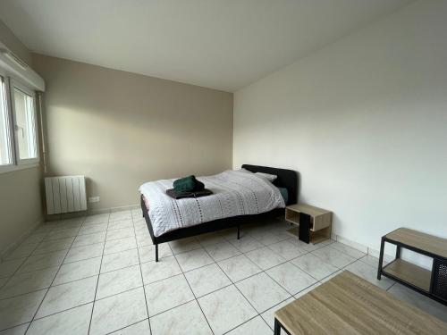 Photo de la galerie de l'établissement Studio avec place de parking, à Tours