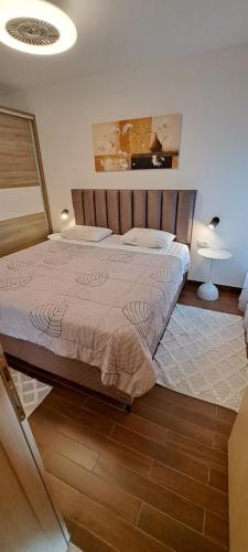 Posteľ alebo postele v izbe v ubytovaní Sweetime Apartment in Podstrana