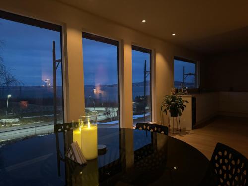 Gambar di galeri bagi Modern Home with a View, Easy access to World Ski Championships di Malvik