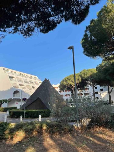 Le Grand Bleu-Parking privé-Climatisation-Proche ponant