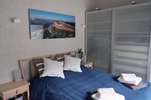 En eller flere senge i et værelse på Villa les Fontaines