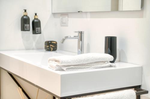 Corso Vittorio Emanuele GrandSuite - Best position in Milan next to Duomo