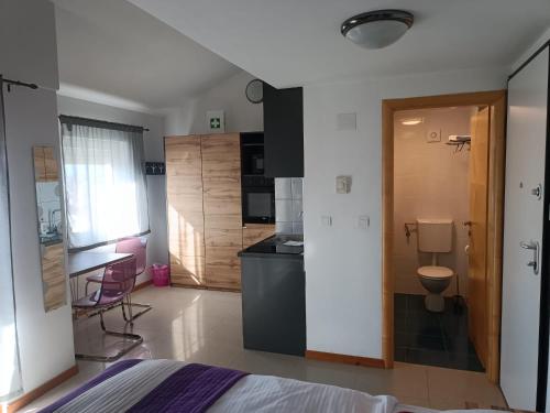 Ένα μπάνιο στο Apartments Pongrac